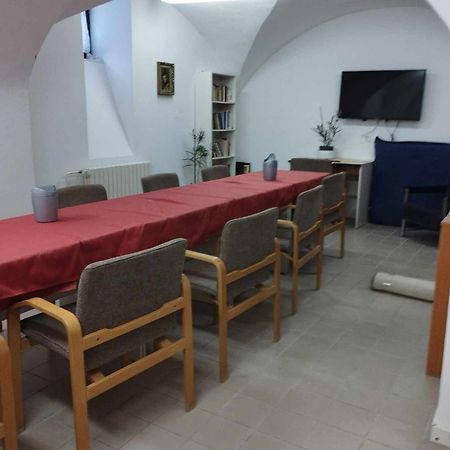 Koleje Zamecek Hotel Lednice Buitenkant foto
