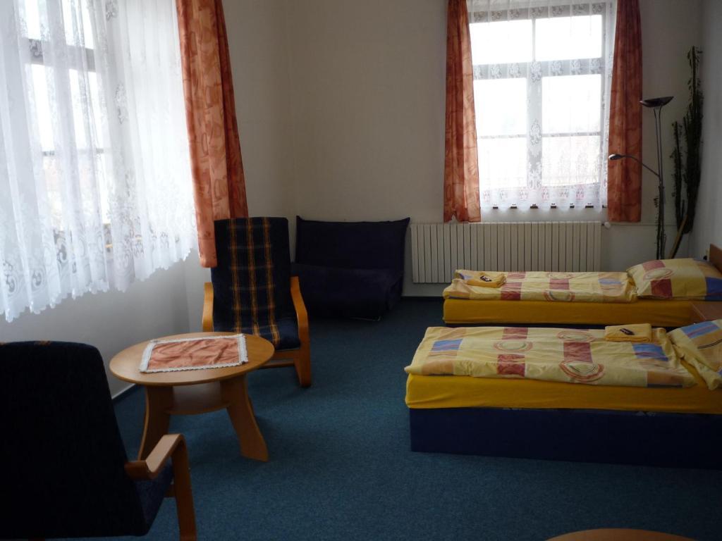 Koleje Zamecek Hotel Lednice Buitenkant foto