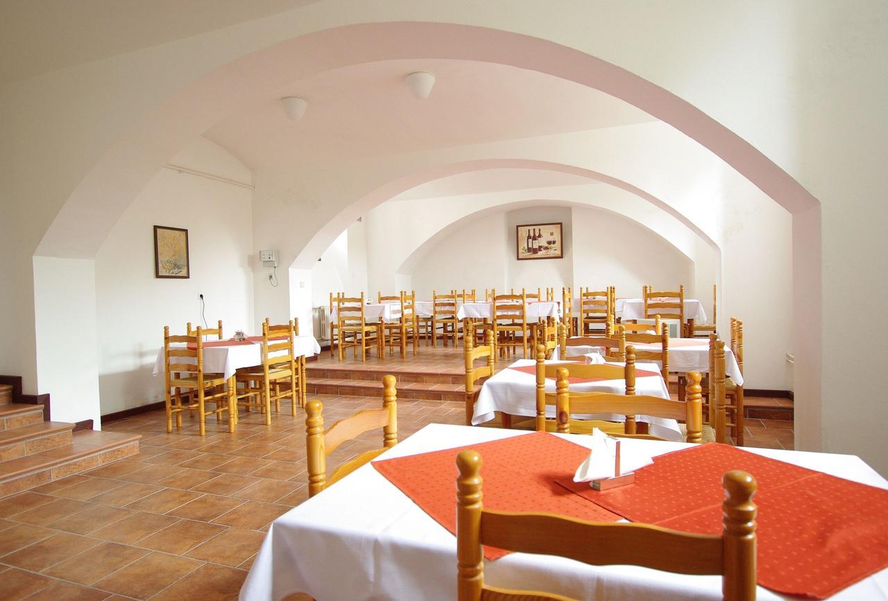 Koleje Zamecek Hotel Lednice Buitenkant foto