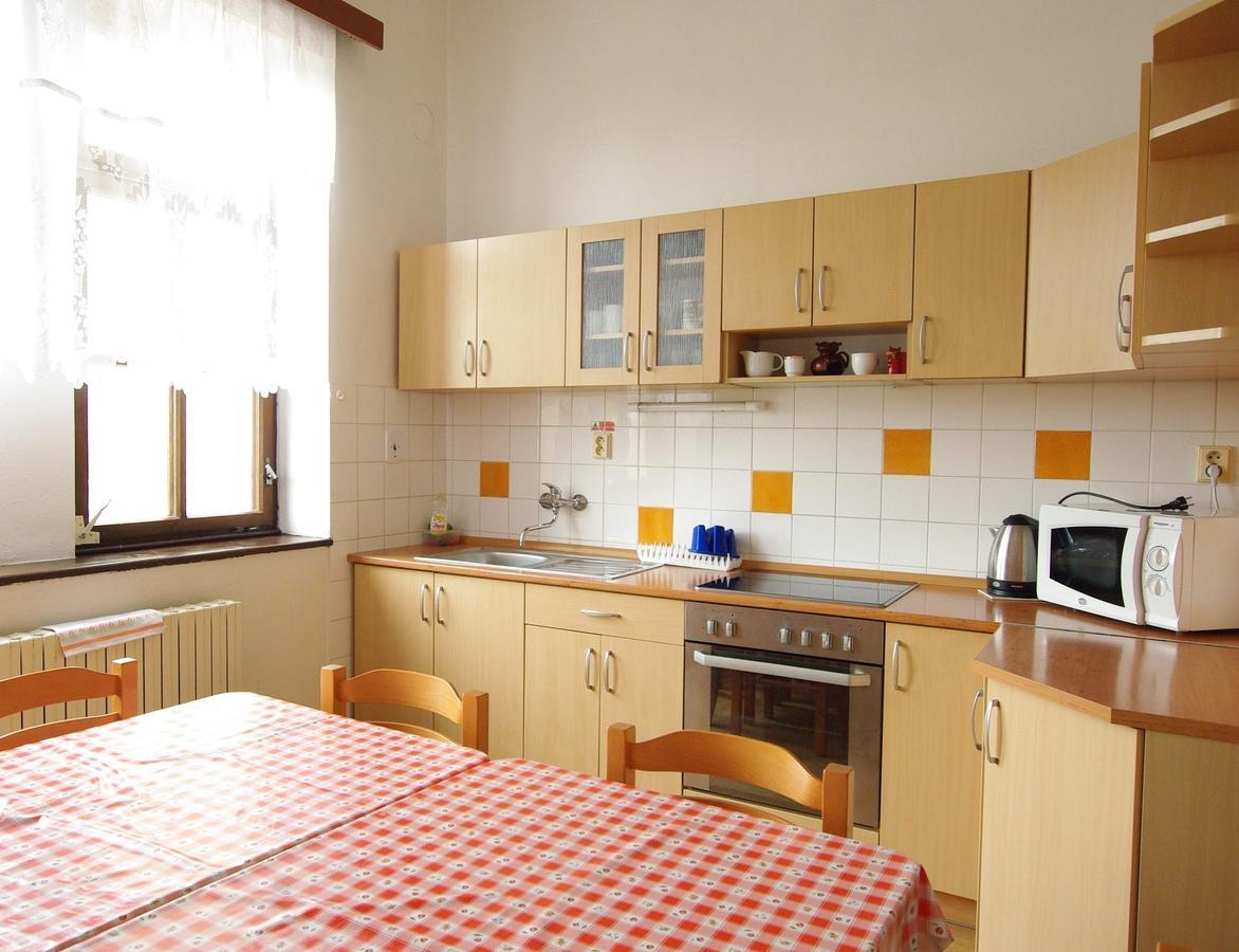 Koleje Zamecek Hotel Lednice Buitenkant foto