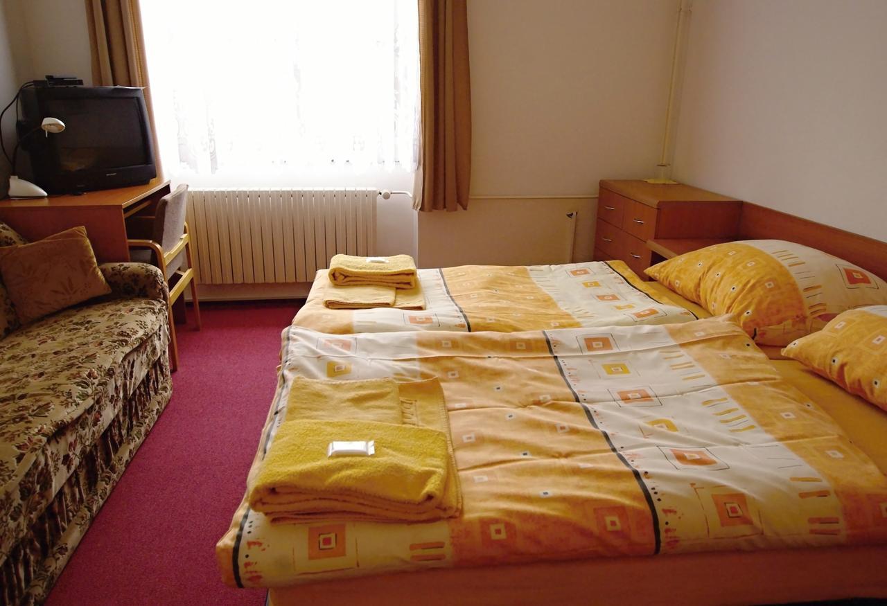 Koleje Zamecek Hotel Lednice Kamer foto